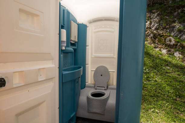 Best Temporary restroom rental  in Erie, KS